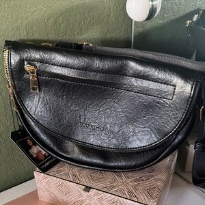 Modern + Chic Holly Bag